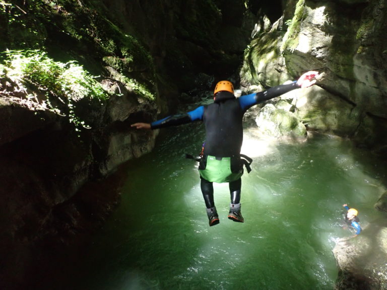 One of the many possible jumps in Upper Furon at the foot of Vercors